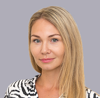 Анна Батманова